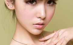 变性高中老师戴巨胸教课被喷